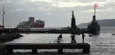 T&uuml;rkiye'nin 6&rsquo;ncı sondaj gemisi Yıldırım, Karadeniz yolunda