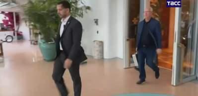 ABD'de sıcak saatler! Rus diplomatın &ccedil;antası dikkat &ccedil;ekti! G&uuml;venlik &ouml;nlemleri alındı