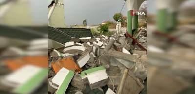 Antalya&rsquo;yı hortum vurdu!