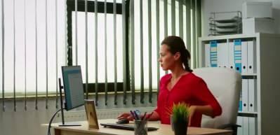 &Ccedil;alışan kadınlara yeni destekler yolda: Kreş yardımı, uzaktan &ccedil;alışma...