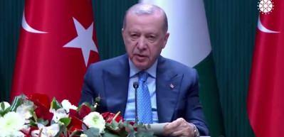 Cumhurbaşkanı Erdoğan: 5 milyar dolar ticaret hacmi hedefimize bağlılığımızı teyit ettik