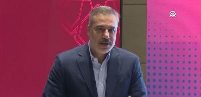 Bir dava sahibi olmak zihinlere mıh gibi saplanmalı: Fidan'dan gen&ccedil;liğe "sorumluluk alın" talimatı