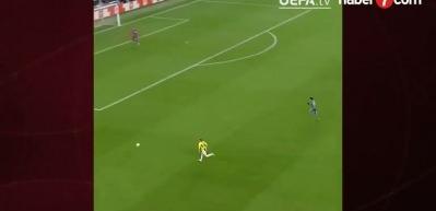 En-Nesyri y&ouml;netime şart koştu: Fenerbah&ccedil;e'ye para kazandırabilecek tek yol