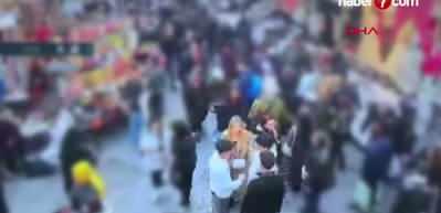 Fatih'te &Ccedil;inli turiste yumruklu saldırı: Hanut&ccedil;u g&ouml;zaltına alındı