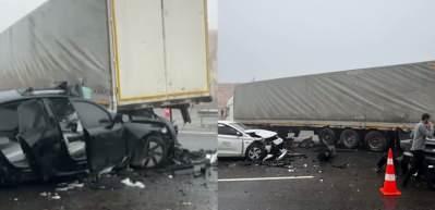 Gaziantep - Şanlıurfa otoyolunda zincirleme kaza; &ouml;l&uuml; ve yaralılar var