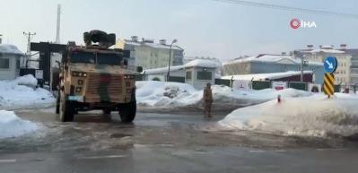 Hakkari'de 348 kg uyuşturucu ele ge&ccedil;irildi