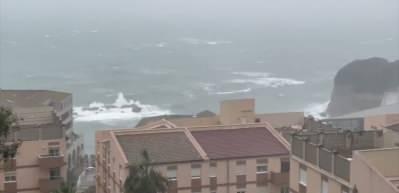 İspanya'yı vuran Kristin Fırtınası nedeniyle okullar tatil edildi