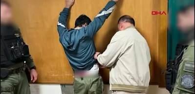 Bakan Yerlikaya: Kırmızı b&uuml;ltenle aranan 13 , ulusal seviyede aranan 1 su&ccedil;lu &uuml;lkemize getirildi