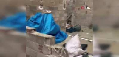 K&ouml;şk'te fırtına &ccedil;atıları u&ccedil;urdu, duvarlar yıkıldı