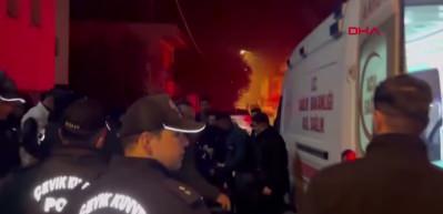 Mersin'de izinsiz g&ouml;steri sonrası havaya ateş a&ccedil;ıldı: 1 &ouml;l&uuml;