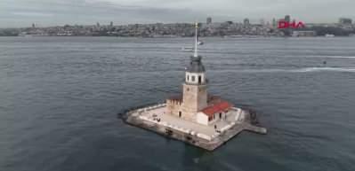 Yıldırım Sondaj Gemisi İstanbul Boğazı'ndan ge&ccedil;iyor