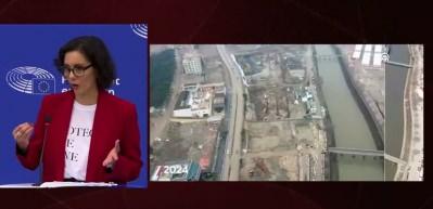 AB Komisyonu &Uuml;yesi Lahbib, T&uuml;rkiye'nin afet sonrası refleksini "Kriz y&ouml;netimi işte budur..." diyerek &ouml;vd&uuml;