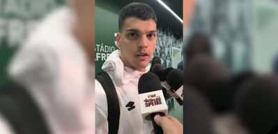 'Altından daha &ccedil;ok değer kazanan' kaleci: 'Beşiktaş'tan teklif aldım'