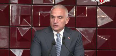 Bakan Ersoy duyurdu: Haydarpaşa ve Sirkeci garları sanat adasına d&ouml;n&uuml;ş&uuml;yor