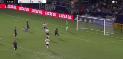 Bordo mavililer Joseph Paintsil ile ilgileniyor