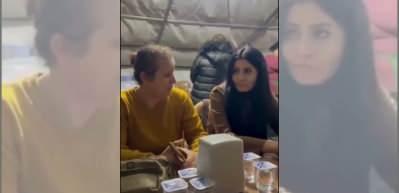 Deniz &Ccedil;akır, Hatay'da depremzedenin s&ouml;zleri karşısında konuşmakta g&uuml;&ccedil;l&uuml;k &ccedil;ekti