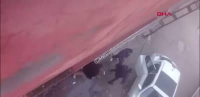 Eski eşini darbeden şahıstan skandal! Ş&uuml;pheli kendisini &lsquo;kendimi savunurken parmağım kırıldı&rsquo; diyerek savundu