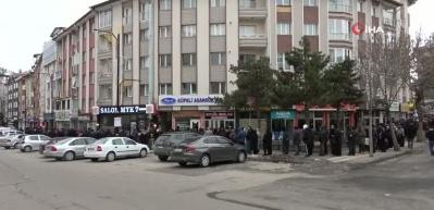 Et ve S&uuml;t Kurumu satış noktasında Ramazan yoğunluğu