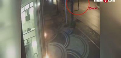 Gece yarısı gelen acı haber: Hafif ticari aracın &ccedil;arptığı yaya hayatını kaybetti