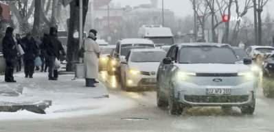 Kar, sağanak ve r&uuml;zgar etkisini artırıyor!