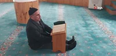 Mersin'de 72 yaşındaki Osman emmi hafız oldu