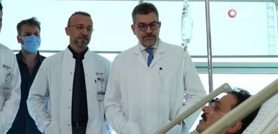 Ufuk &Ouml;zkan'ın son halini kardeşi paylaştı! 11 saatlik ameliyat sonrası &uuml;nl&uuml; oyuncudan a&ccedil;ıklama