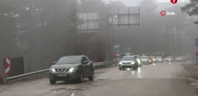 Uludağ'da rekor yoğunluk: 47 bin ara&ccedil; giriş yaptı