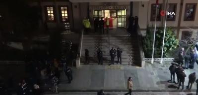 16 yaşındaki kız &ccedil;ocuğunu taciz eden CHP'li Belediye Başkanı g&ouml;revden uzaklaştırıldı