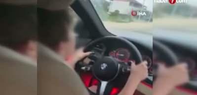 Bolu'da &ccedil;ocuğuna araba veren aileye ceza kesildi