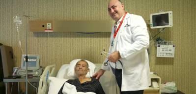 İleri evre kalp yetmezliğinde yaşamı değiştiren &ccedil;&ouml;z&uuml;m: Yapay kalp desteğiyle hayata tutundu