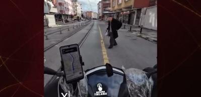 İstanbul'da y&uuml;rekleri titreten kurtarma anı! 