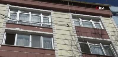 İstanbul'da feci &ouml;l&uuml;m! Gen&ccedil; kız 5'inci kattan d&uuml;şt&uuml;
