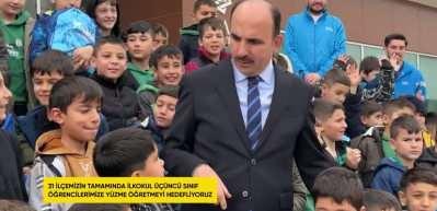 Konya B&uuml;y&uuml;kşehir Belediyesi'nden "Y&uuml;zme Bilmeyen Kalmasın Projesi"