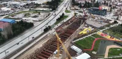 K&ouml;rfezray projesinde vites y&uuml;kseldi: 4 "dev k&ouml;stebek" aynı anda kazıyor