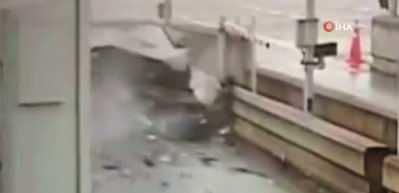 Kuzey Marmara gişelerinde ara&ccedil; bariyerlere &ccedil;arptı! O anlar kamerada