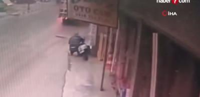 Manisa&rsquo;da korku dolu anlar kamerada: Lise &ouml;ğrencisi &ouml;l&uuml;mden d&ouml;nd&uuml;