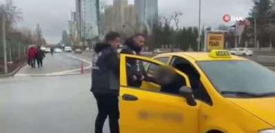 Masum insanları dolandıran &ccedil;eteye baskın 22 ş&uuml;pheli tutuklandı