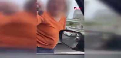 Şişli&rsquo;de trafikte tartıştığı aracın camını yumruklayıp aynasını kırdı