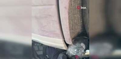 Tırın altına sıkışmasına rağmen kazadan yara almayan kurye, dehşet anlarını anlattı