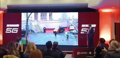 Vodafone m&uuml;şteri memnuniyeti i&ccedil;in kolları sıvası!Memnunb&uuml;s yllarda