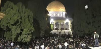 100 bin kişilik meydan okuma! Mescid-i Aksa'da tarihi anlar...