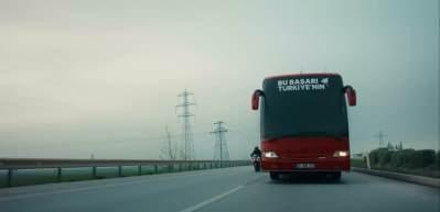 Bakan Kurum, Asrın İnşa Seferberliği'ni konu alan "Bu Başarı T&uuml;rkiye'nin" adlı filmi paylaştı