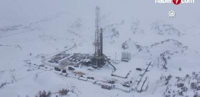 Gabar'daki &uuml;retimi 2,5 metre kar durduramadı!