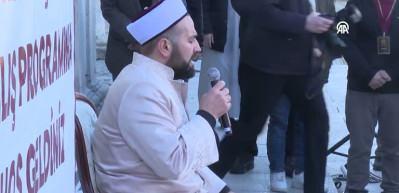 Hırka-i Şerif İstanbul'da ziyarete a&ccedil;ıldı