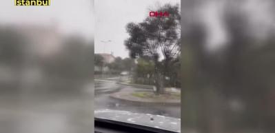 İstanbul'a beyaz rahmet geldi! Mega kentin bazı il&ccedil;elerinde kar yağışı başladı