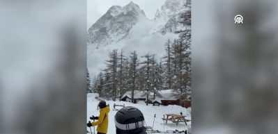  İtalya Alp'lerinde korku dolu anlar: Kayak merkezindeki &ccedil;ığ felaketinde en az 3 kişi hayatını kaybetti