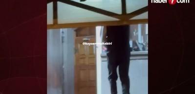 Kayseri'de &ccedil;ocuklar teravih namazı sırasında camiye torpil attı!