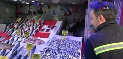 Ramazan bereketi tezgahlara yansıdı: Balık satışları arttı