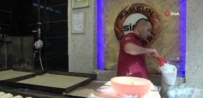 Ramazan&rsquo;da rekor talep! &ldquo;G&uuml;nde 10 bin adet &uuml;retiyoruz&rdquo;