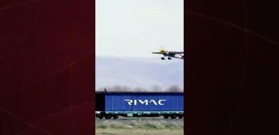 Red Bull sporcusu Dario Costa havacılık tarihinde bir ilke imza attı